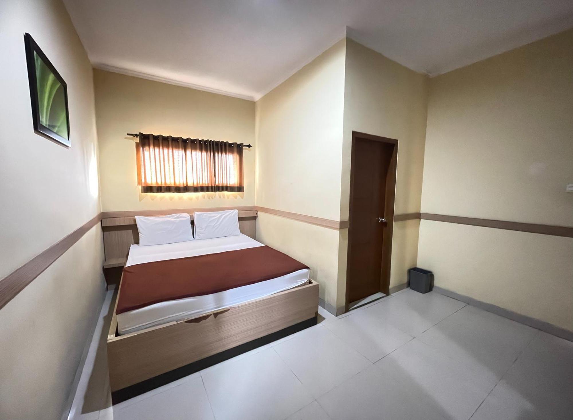 Hotel Cemara Hijau Bandung Exterior foto