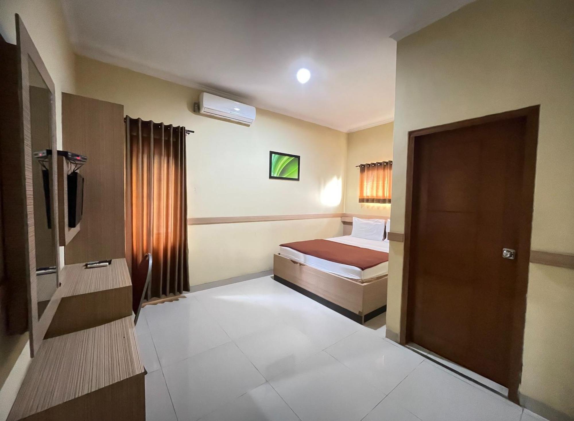 Hotel Cemara Hijau Bandung Exterior foto