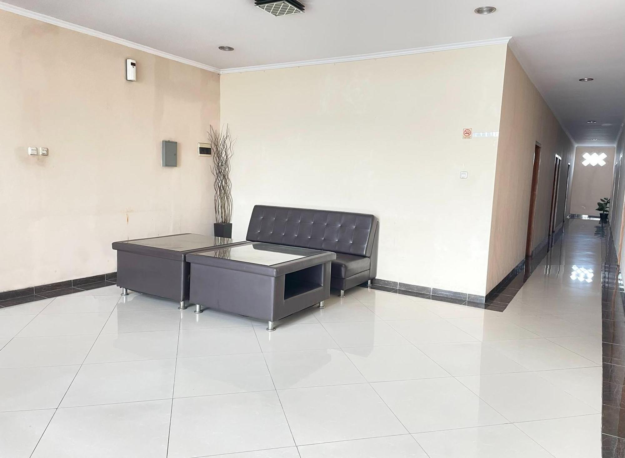 Hotel Cemara Hijau Bandung Exterior foto